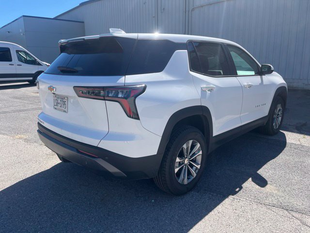 Used 2025 Chevrolet Equinox LT AWD/4WD image 4