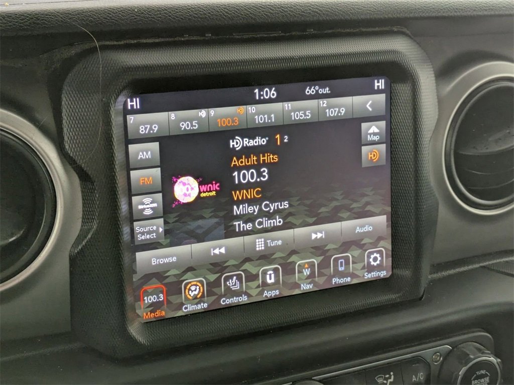 Used 2021 Jeep Wrangler Unlimited Sport image 22