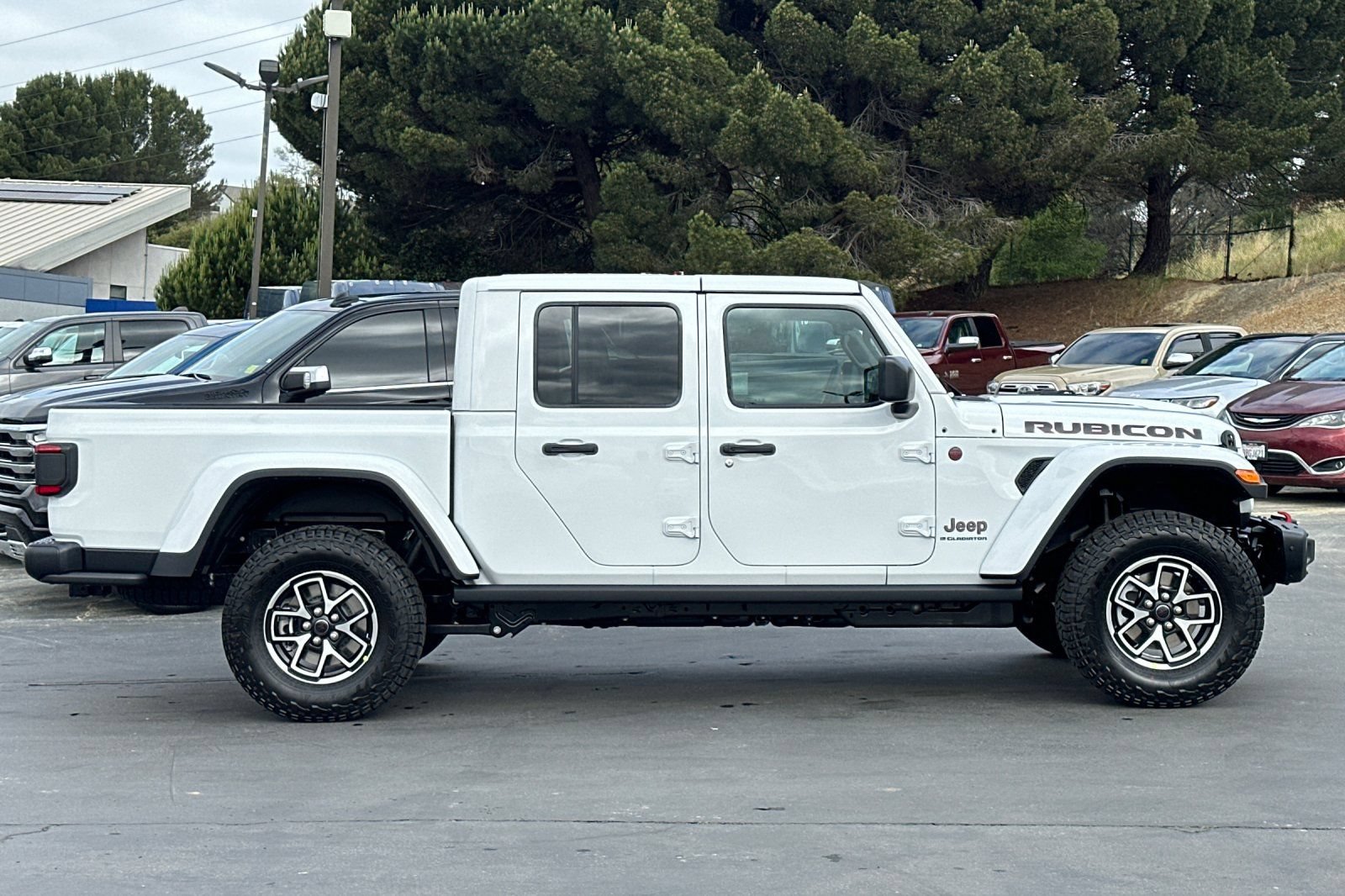 New 2026 Jeep Gladiator Rubicon AWD/4WD image 3