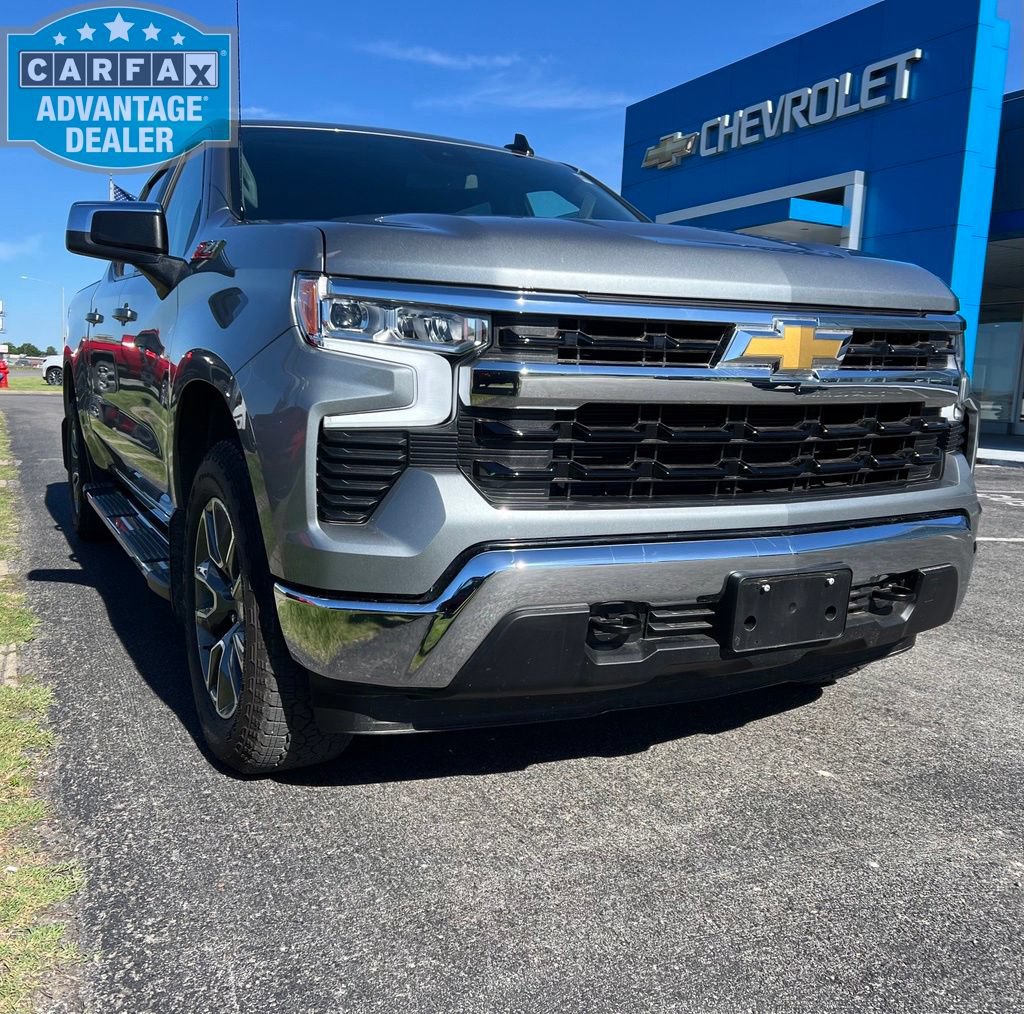Used 2026 Chevrolet Silverado 1500 LT AWD/4WD image 1