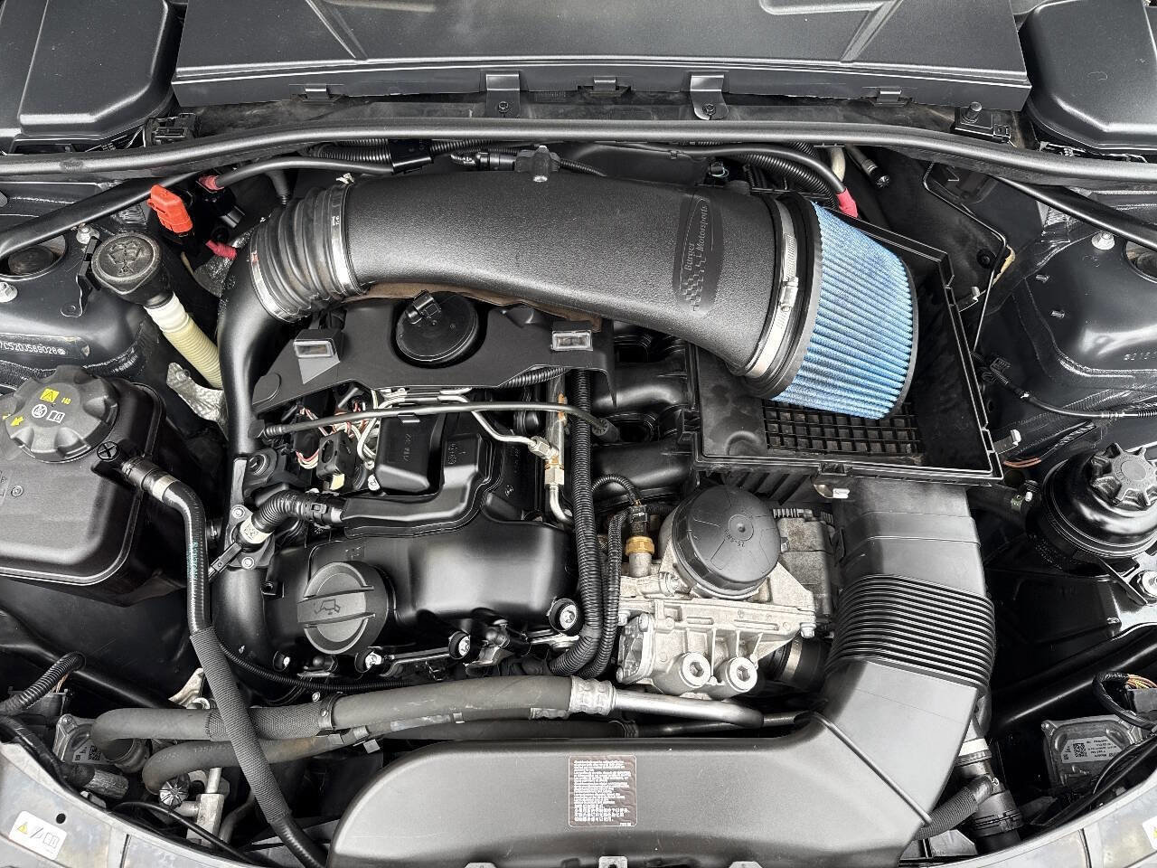 Used 2013 BMW 335i Convertible image 11