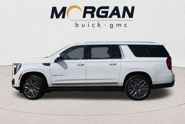 New 2027 GMC Yukon XL Denali Ultimate w/ LPO, Floor Liner Package AWD/4WD image 4