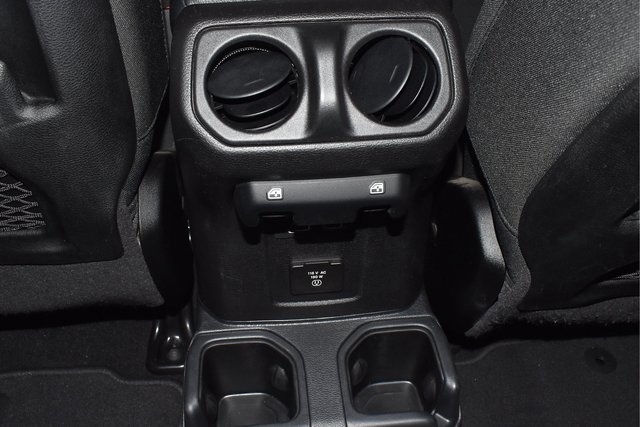 Used 2021 Jeep Wrangler Unlimited Rubicon w/ Uconnect 4C Nav & Sound Group AWD/4WD image 24