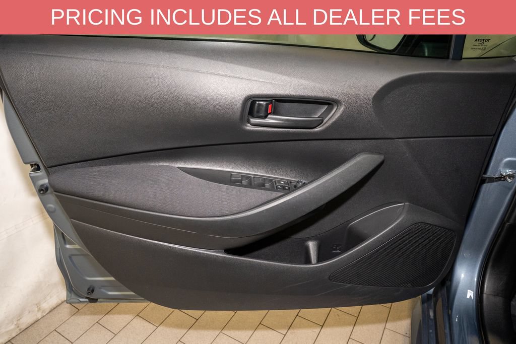 Used 2022 Toyota Corolla LE FWD image 10