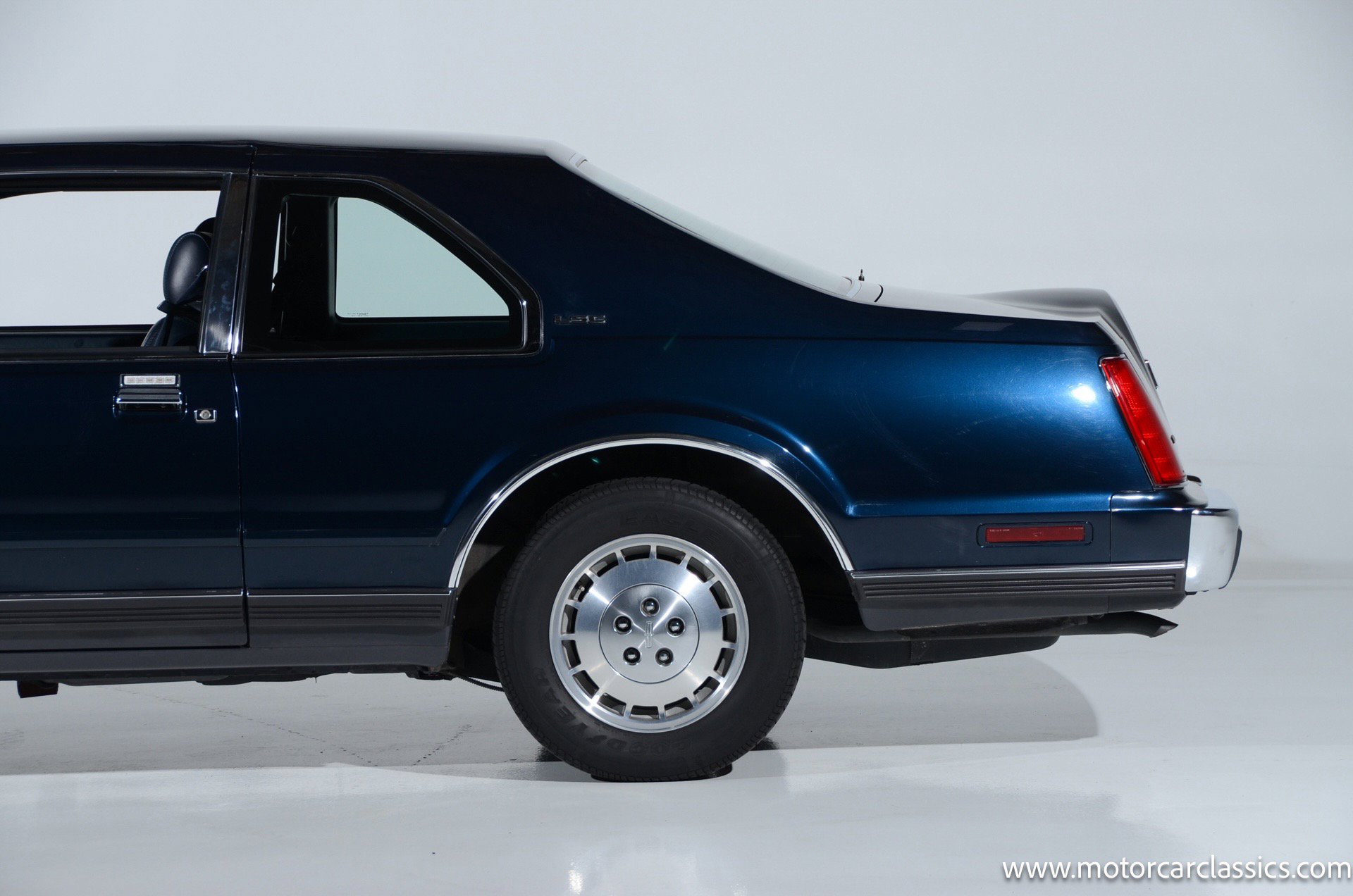 Used 1987 Lincoln Mark VII LSC image 17