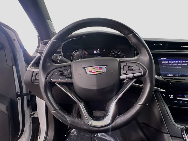 Used 2022 Cadillac XT6 Premium Luxury FWD image 11