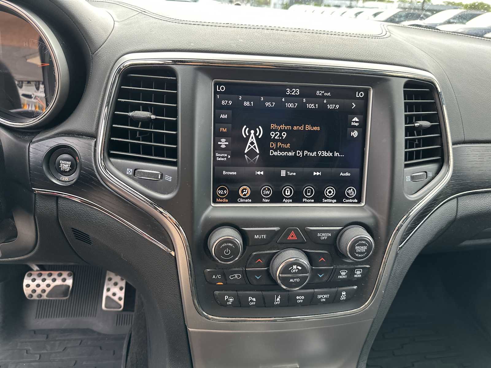 Used 2018 Jeep Grand Cherokee High Altitude image 17