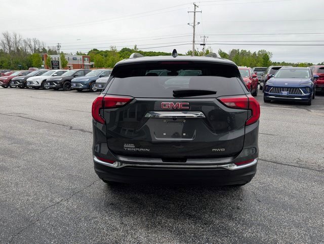 Certified 2021 GMC Terrain SLT w/ Infotainment Package II image 5