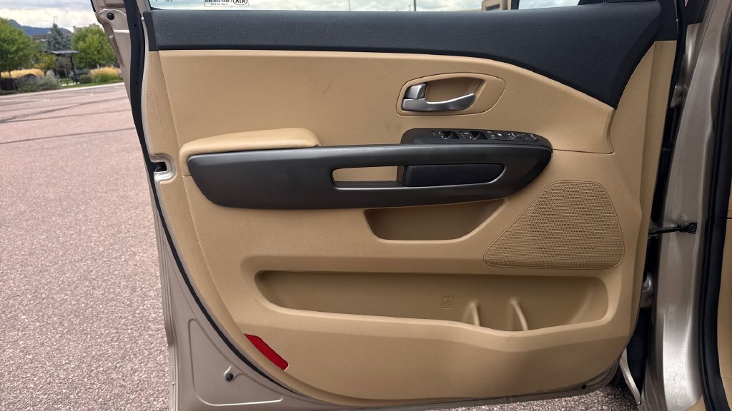 Used 2016 Kia Sedona LX w/ LX Convenience Package FWD image 26