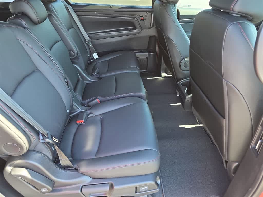 Certified 2026 Honda Odyssey Sport-L image 11