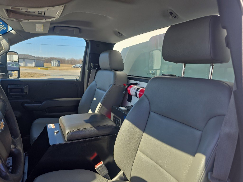 Used 2015 Chevrolet Silverado 3500 W/T image 15