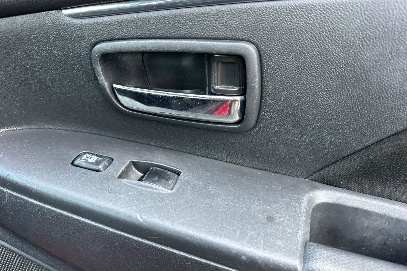 Used 2021 Mitsubishi Outlander Sport Black Edition image 18