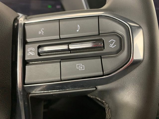 Used 2025 GMC Canyon Elevation image 19