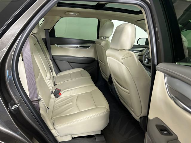 Used 2019 Cadillac XT5 Luxury image 28