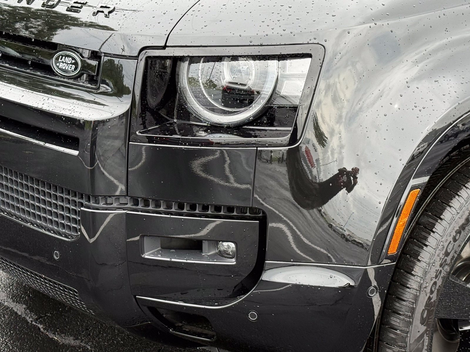 New 2026 Land Rover Defender 110 X-Dynamic SE AWD/4WD image 11