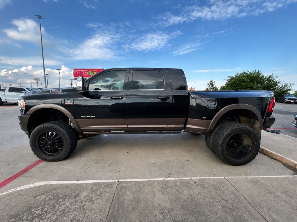 Used 2024 RAM 3500 Limited w/ Safety Group AWD/4WD image 2