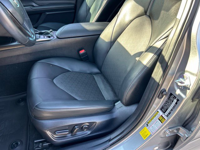 Used 2024 Toyota Camry XSE FWD image 10