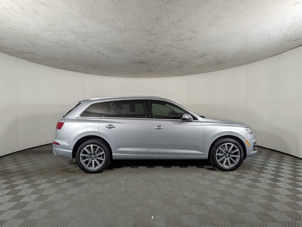 Used 2019 Audi Q7 3.0T Premium Plus w/ Premium Plus Package image 6