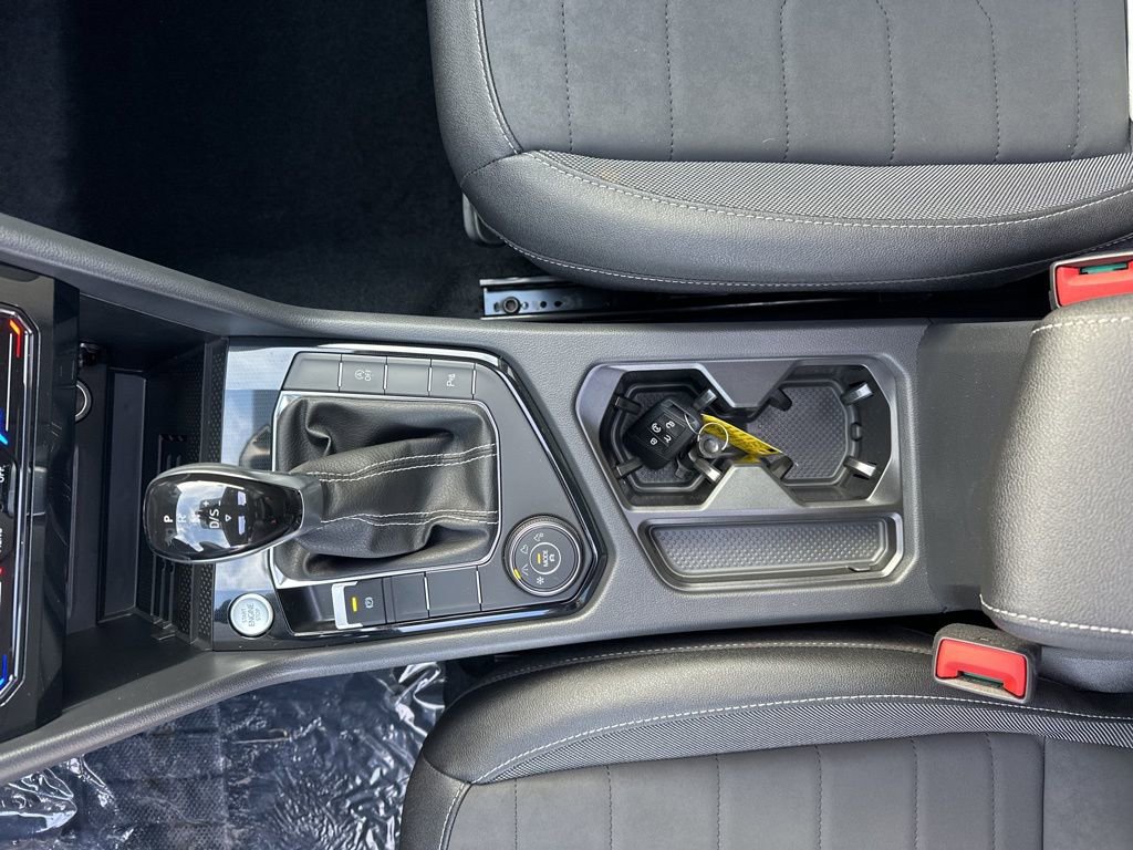 New 2026 Volkswagen Taos SE image 27