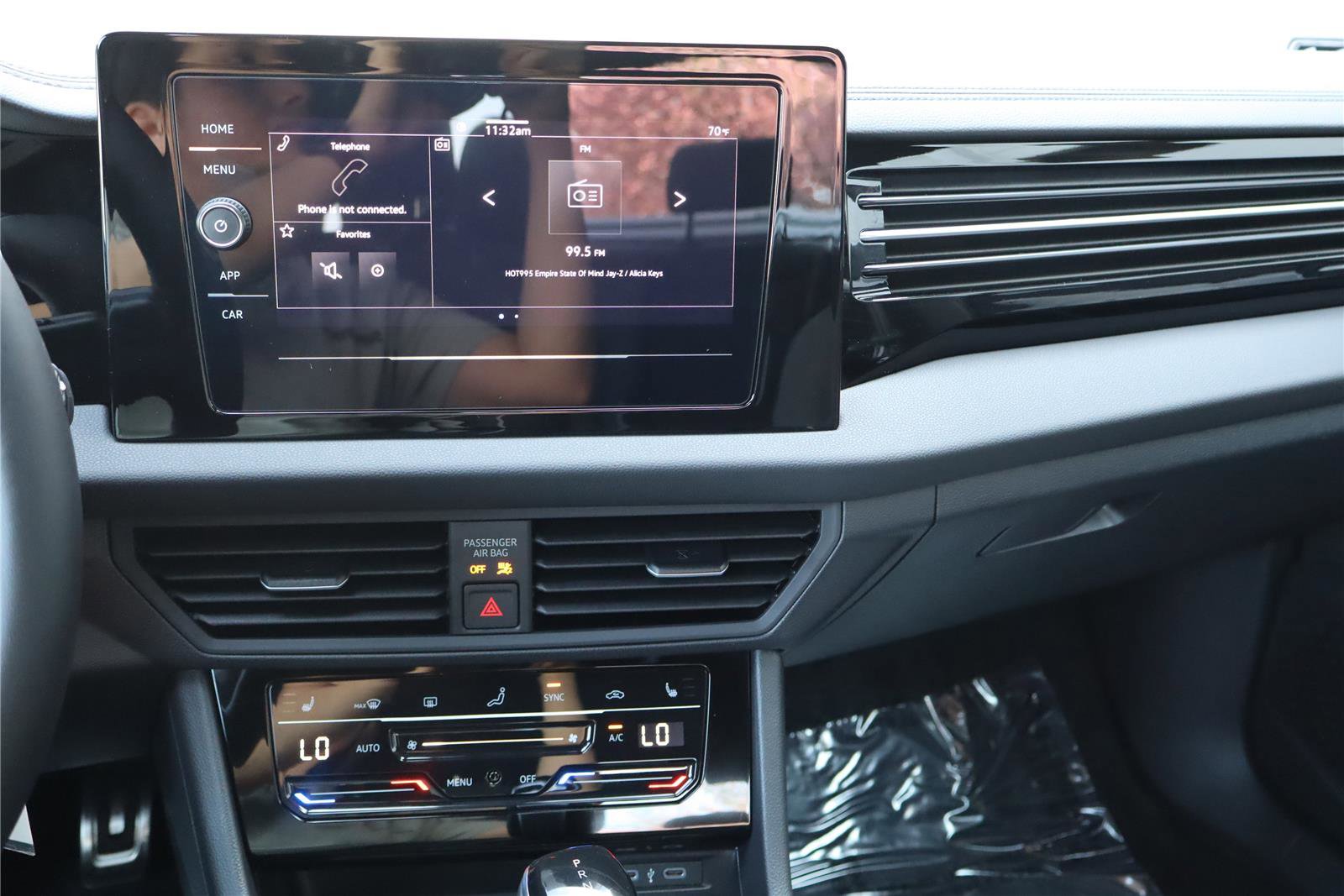 Used 2025 Volkswagen Jetta Sport image 19