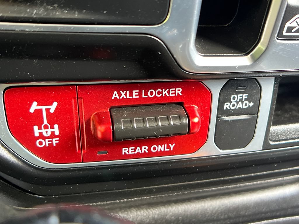 Used 2022 Jeep Gladiator Mojave w/ LED Lighting Group AWD/4WD image 28