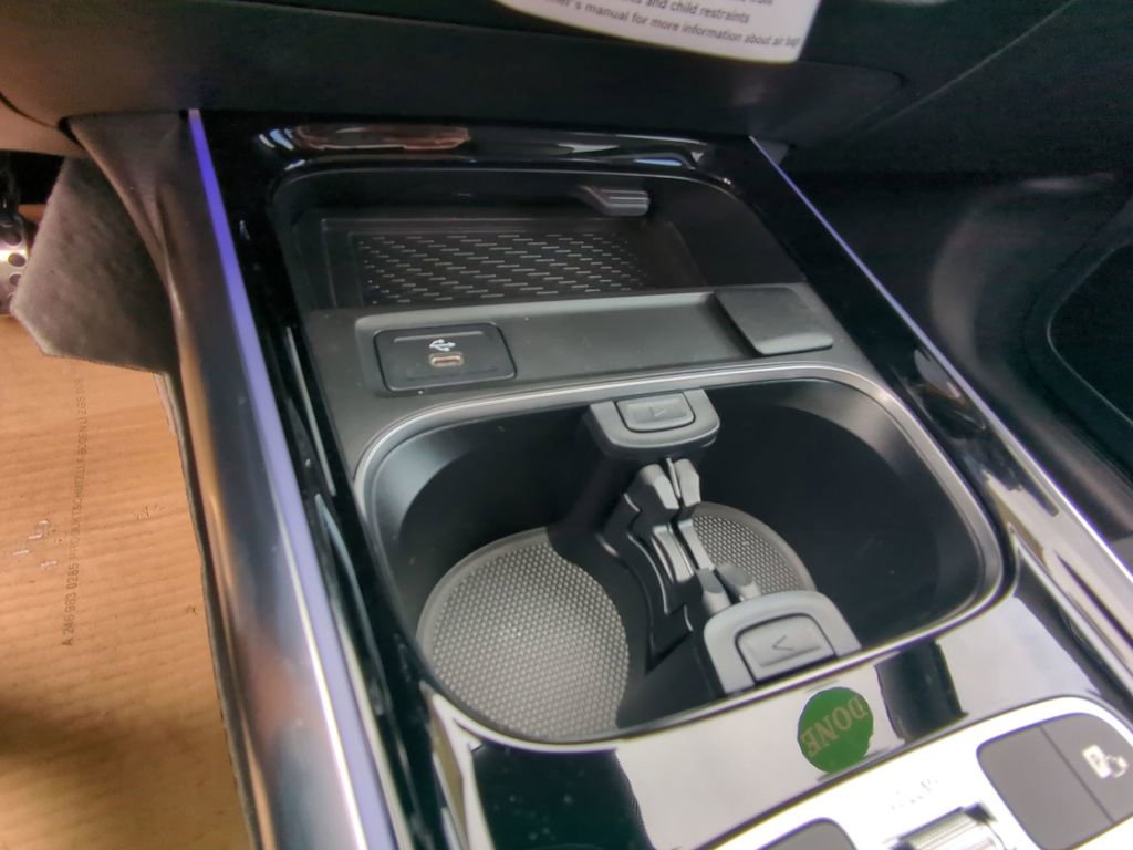 Used 2025 Mercedes-Benz GLA 250 image 8