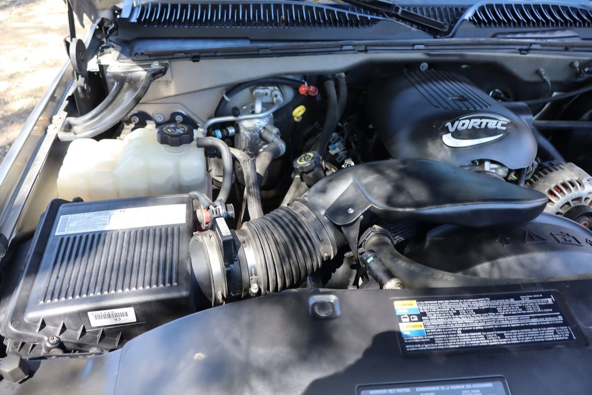 Used 2002 Chevrolet Silverado 1500 LS w/ Heavy Duty Suspension Pkg AWD/4WD image 34