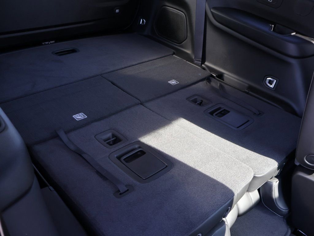 New 2026 Jeep Grand Cherokee L Limited w/ Trailer Tow Package image 13