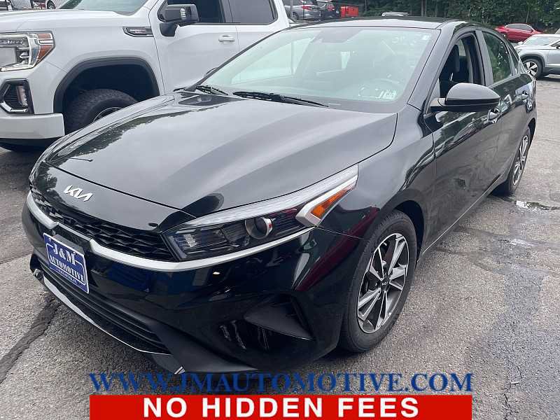 Used 2023 Kia Forte LXS FWD image 1