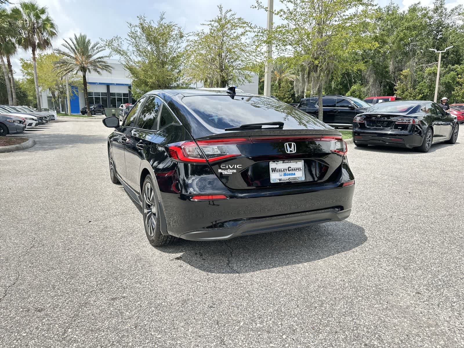 Used 2023 Honda Civic EX-L image 4