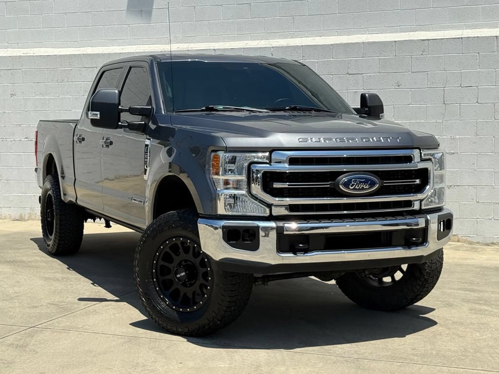 Used 2021 Ford F250 Lariat w/ Lariat Value Package AWD/4WD image 2