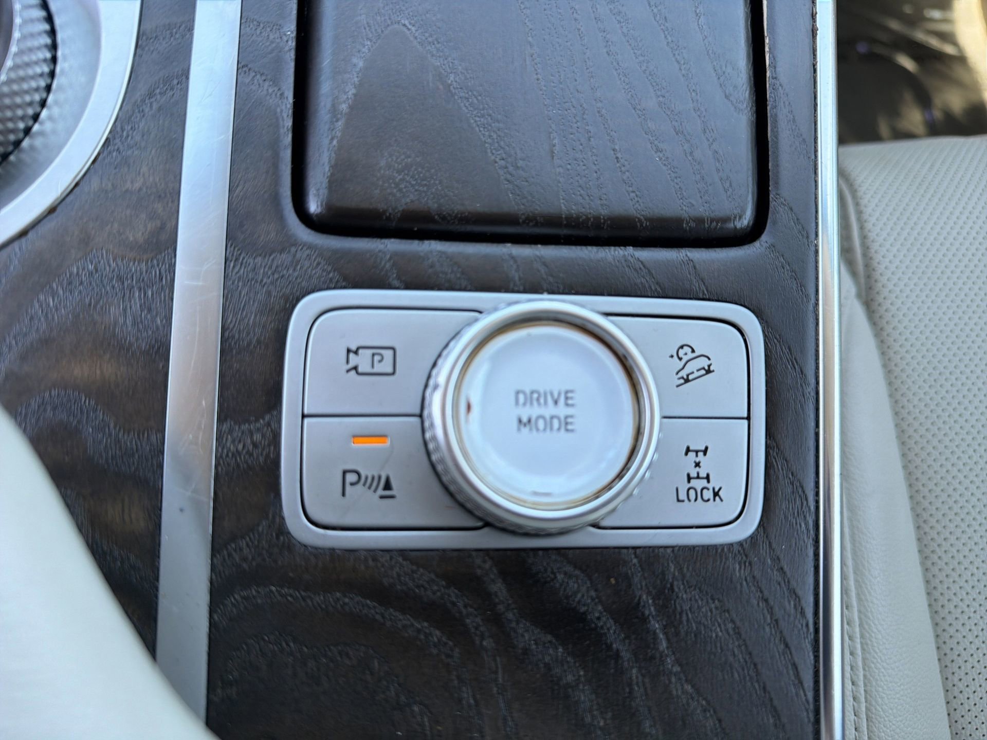 Used 2024 Genesis GV80 2.5T AWD/4WD image 12