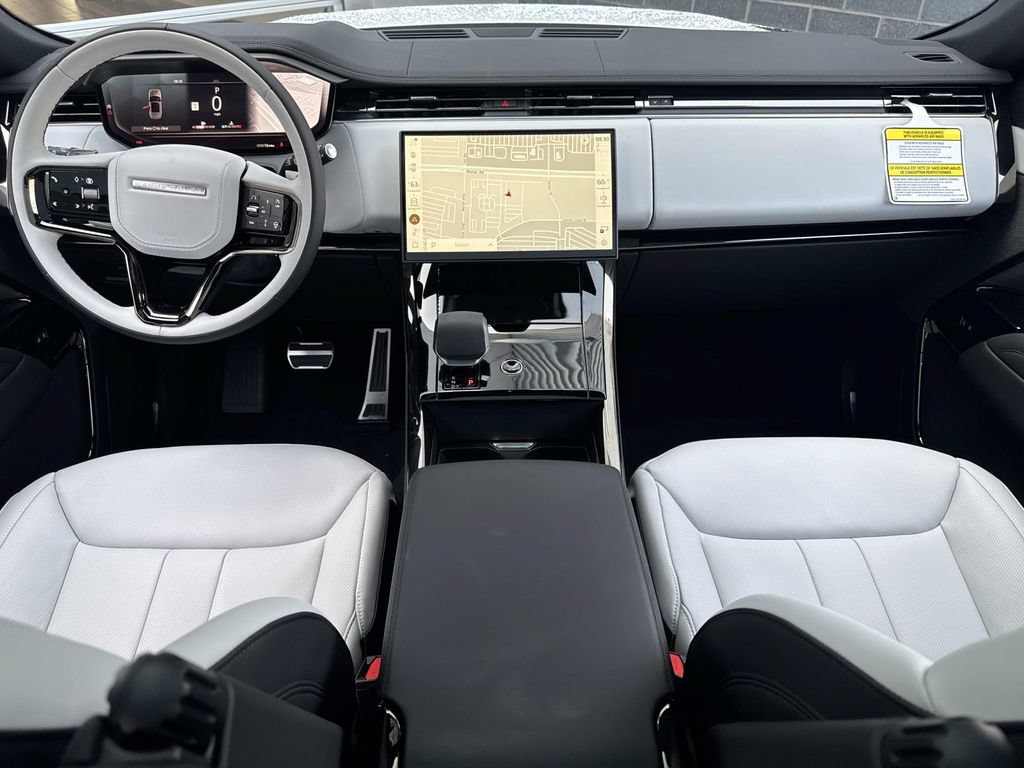 New 2026 Land Rover Range Rover Sport Dynamic SE AWD/4WD image 19
