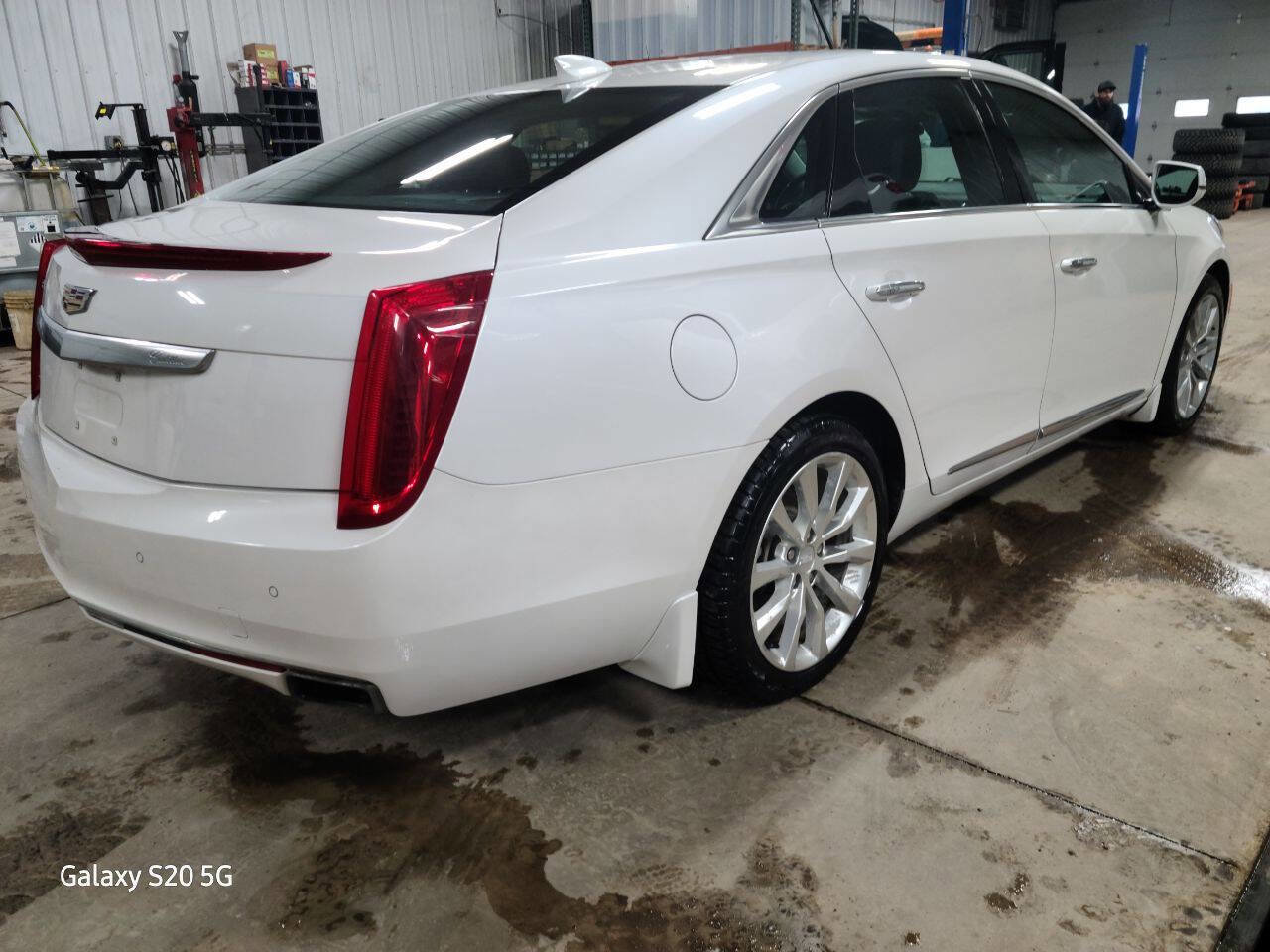 Used 2017 Cadillac XTS Luxury image 8