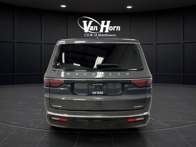Used 2022 Jeep Wagoneer Series II w/ Premium Group I AWD/4WD image 6