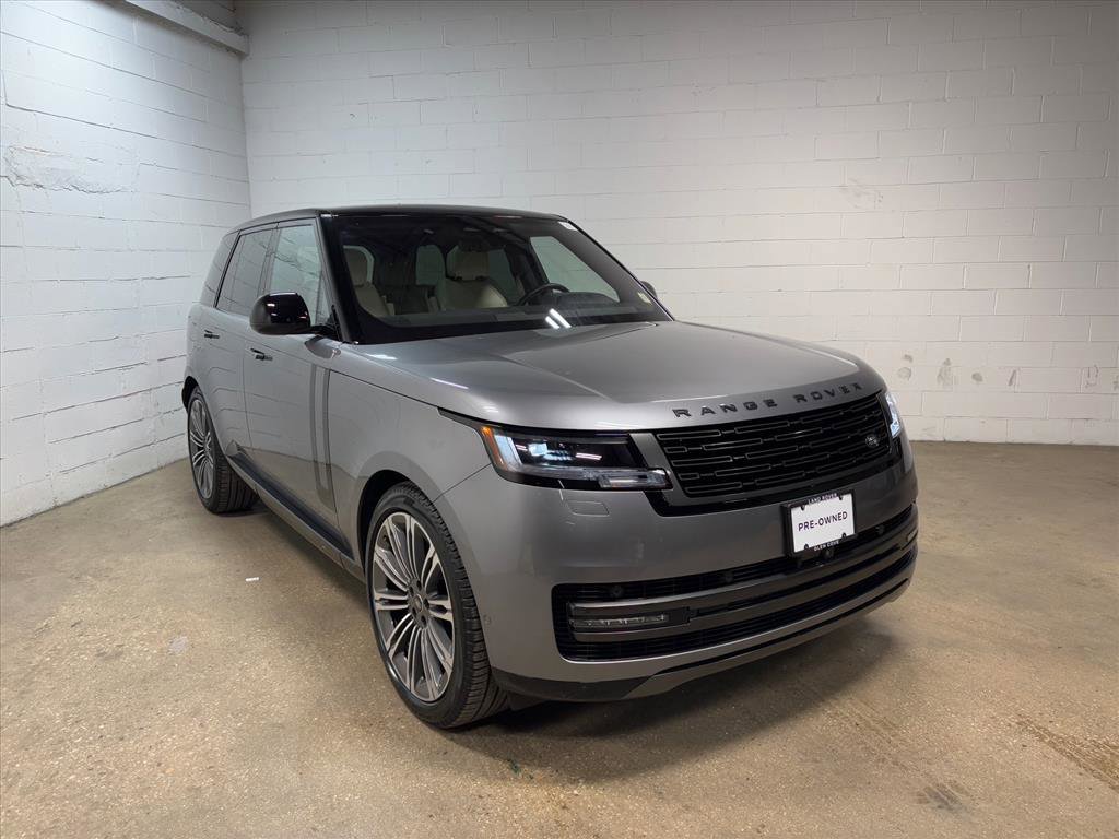 Used 2023 Land Rover Range Rover SE image 4
