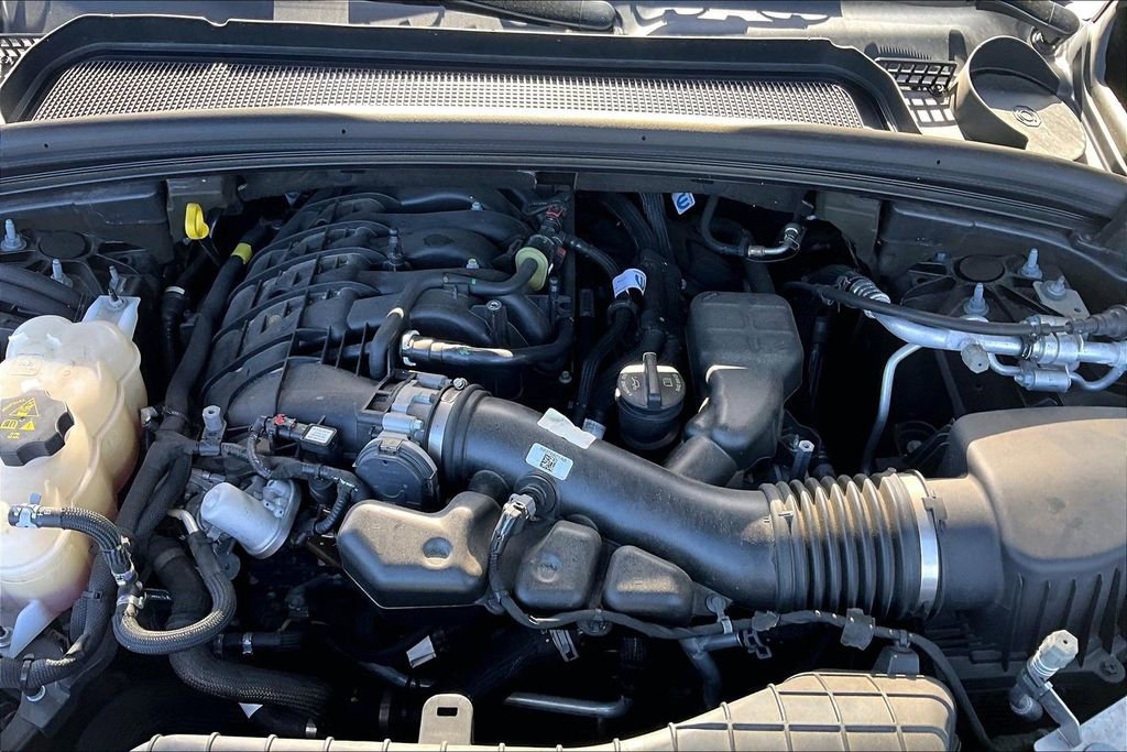 Used 2022 Jeep Grand Cherokee Altitude RWD image 31