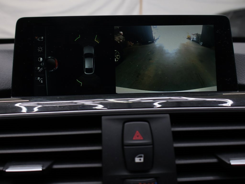 Used 2017 BMW 330i Gran Turismo xDrive image 22