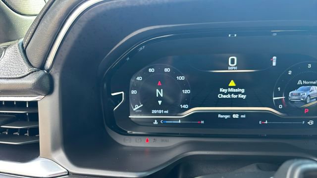 Used 2023 GMC Yukon XL Denali Ultimate AWD/4WD image 10