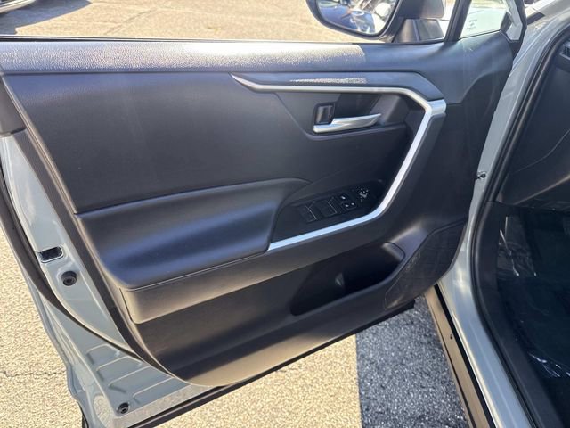 Used 2023 Toyota RAV4 XLE image 19