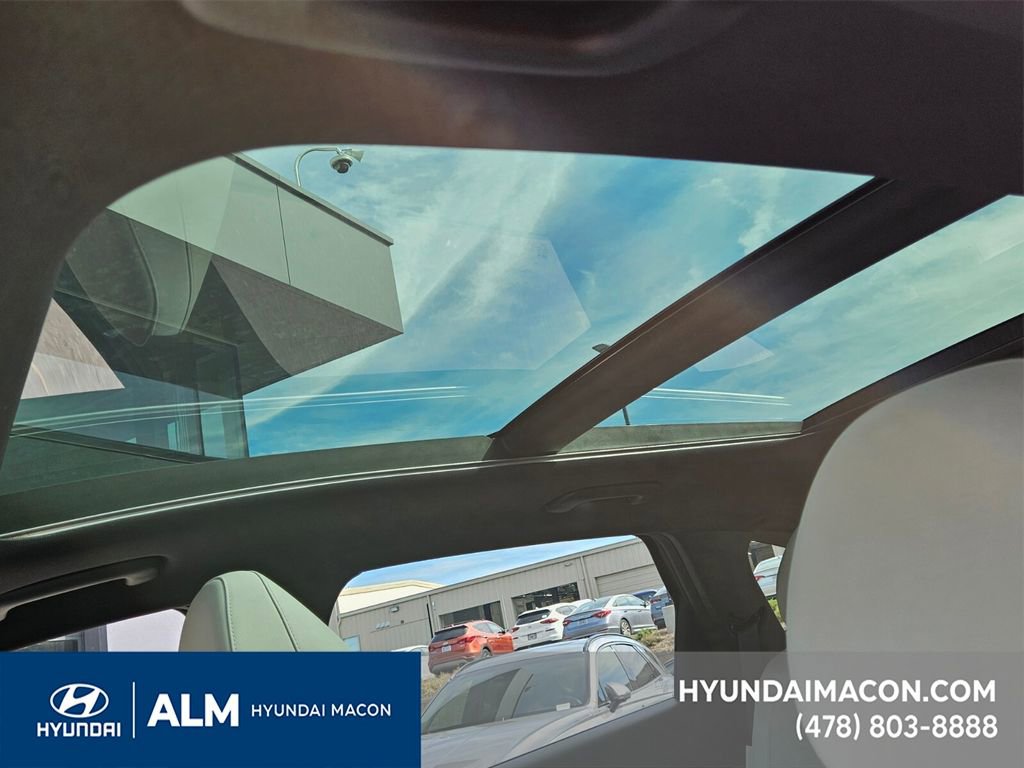 New 2025 Hyundai Tucson Limited image 5