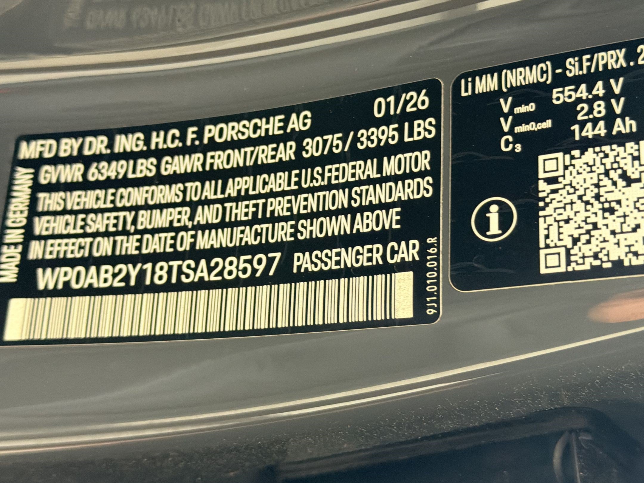 New 2026 Porsche Taycan 4S AWD/4WD image 18