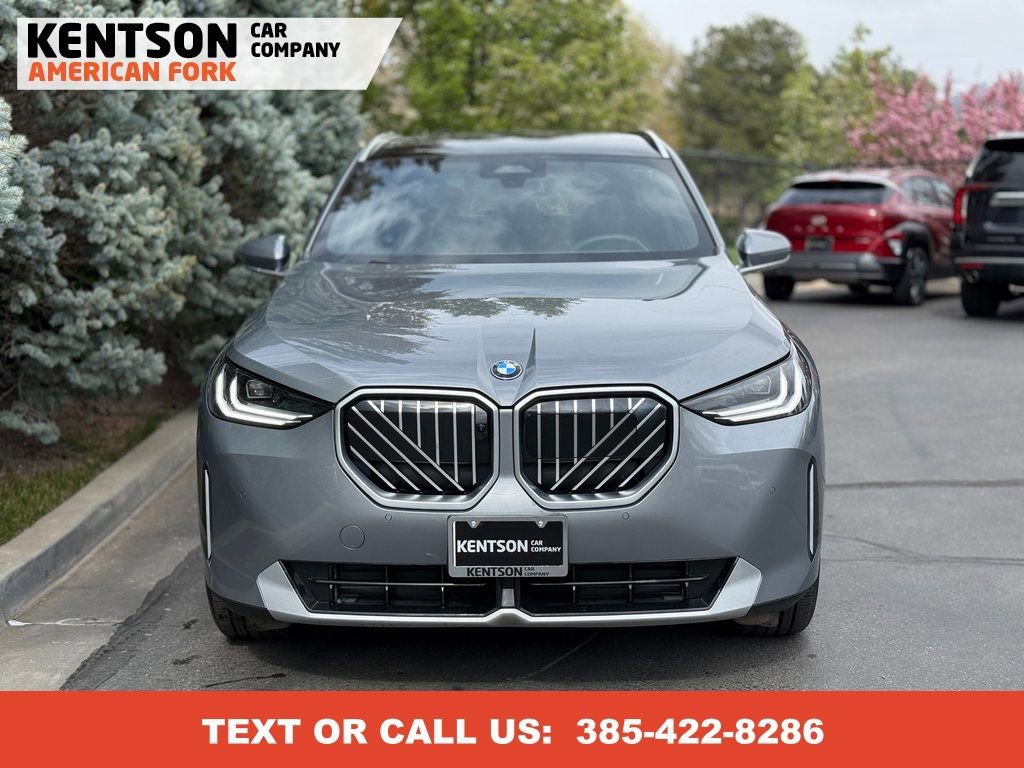 Used 2025 BMW X3 xDrive30i image 2
