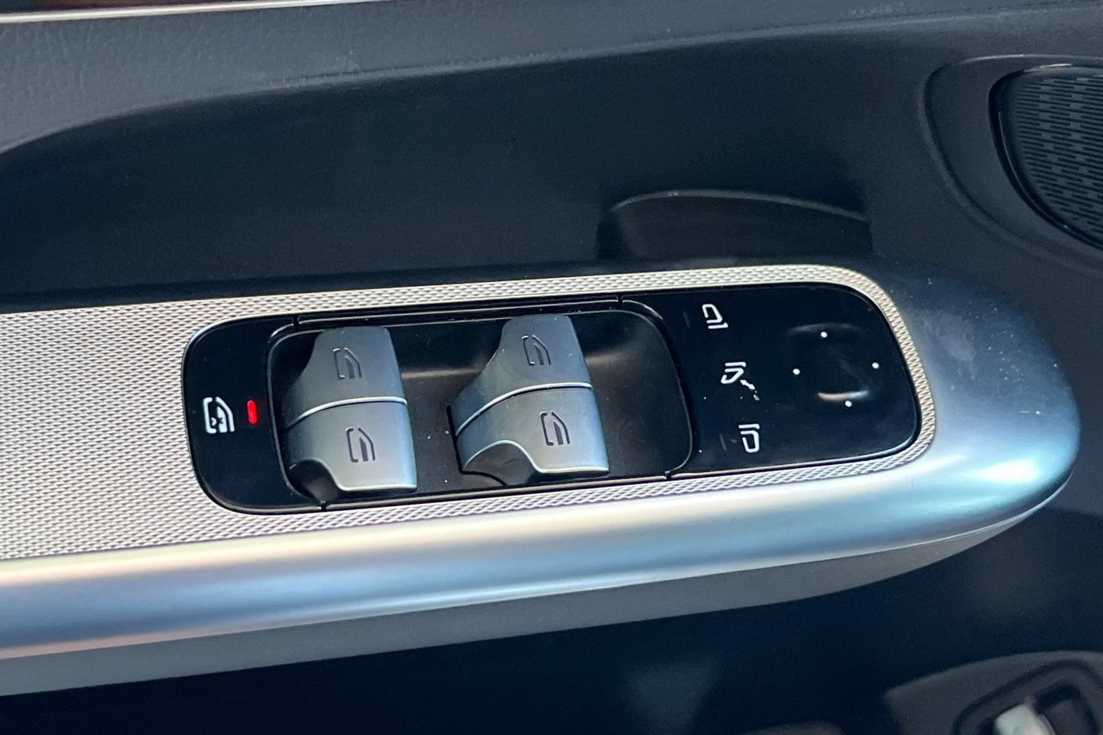 Certified 2026 Mercedes-Benz GLC 300 4MATIC image 16