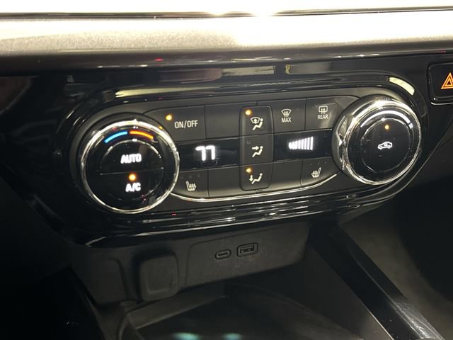 Certified 2024 Chevrolet Trax ACTIV w/ Sunroof Package image 20