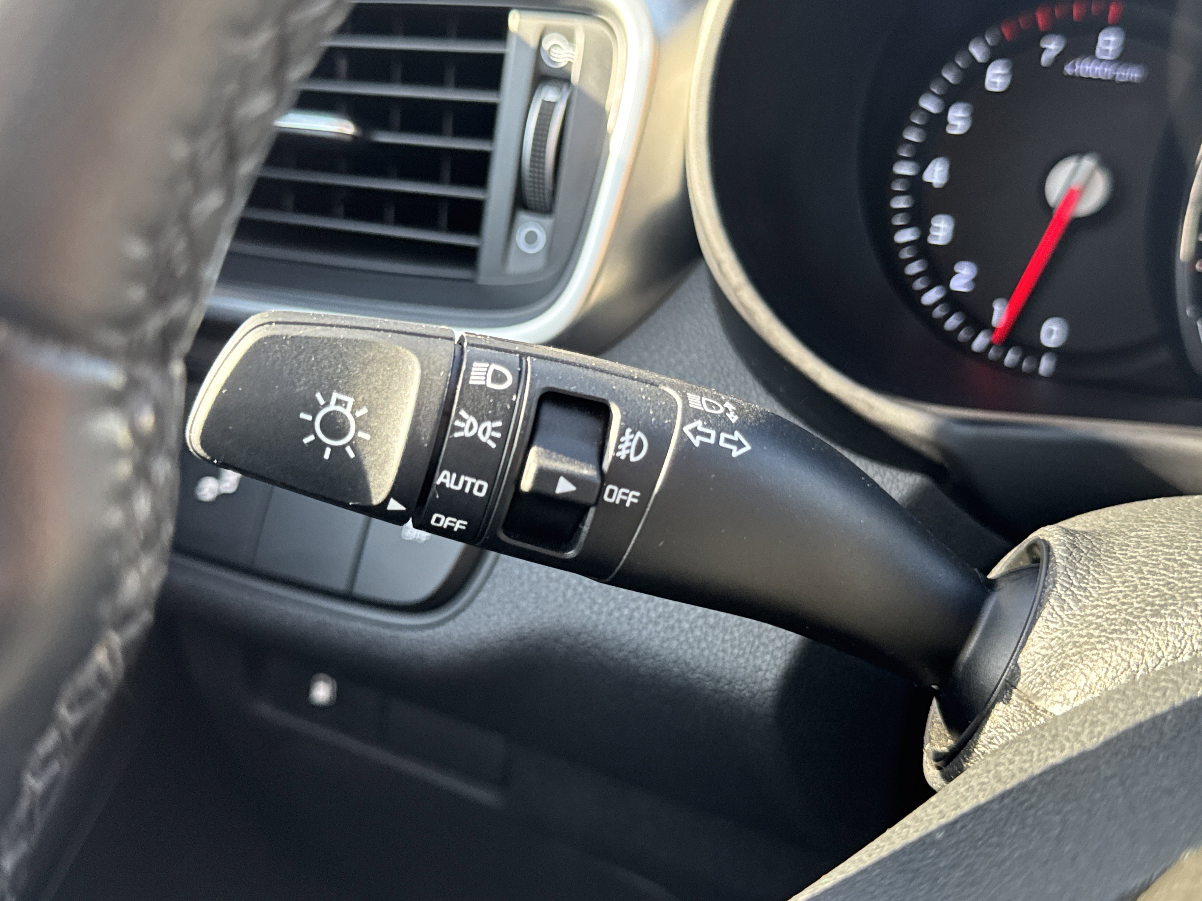 Used 2017 Kia Sorento EX image 18