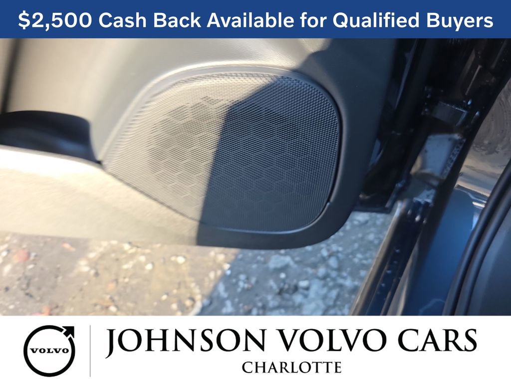 New 2026 Volvo XC90 B6 Ultra w/ Lounge Package image 31