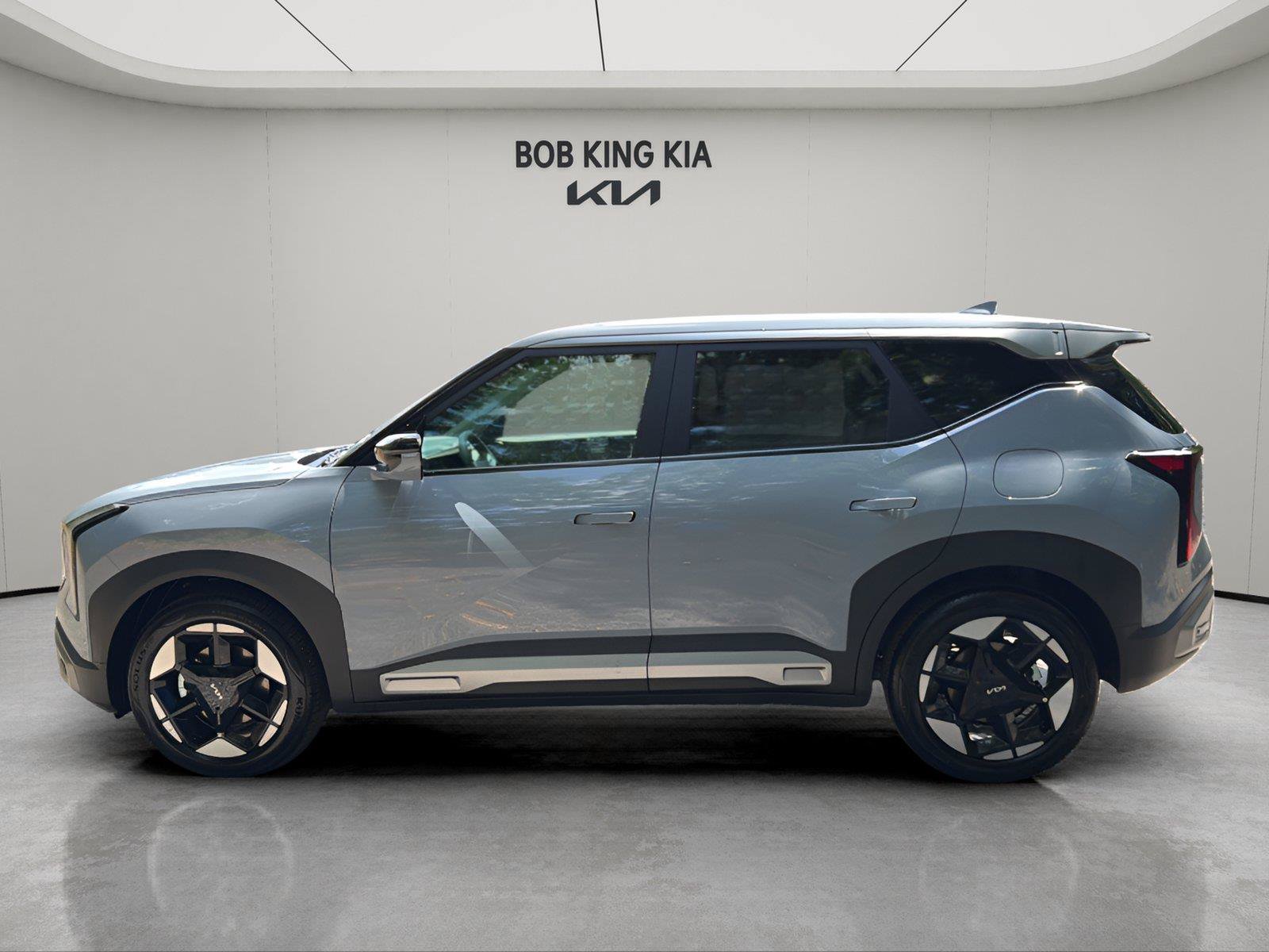 New 2027 Kia Seltos S FWD image 2
