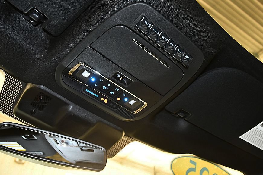 Used 2025 Ford F150 Raptor AWD/4WD image 28
