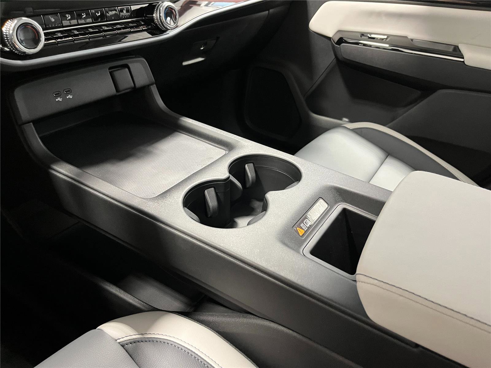 New 2026 Honda Prologue Touring image 16